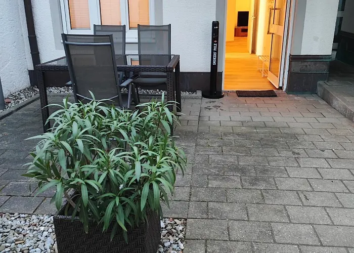 Fewo Planer Altstadtwohnung Mit Terrasse & Parkplatz