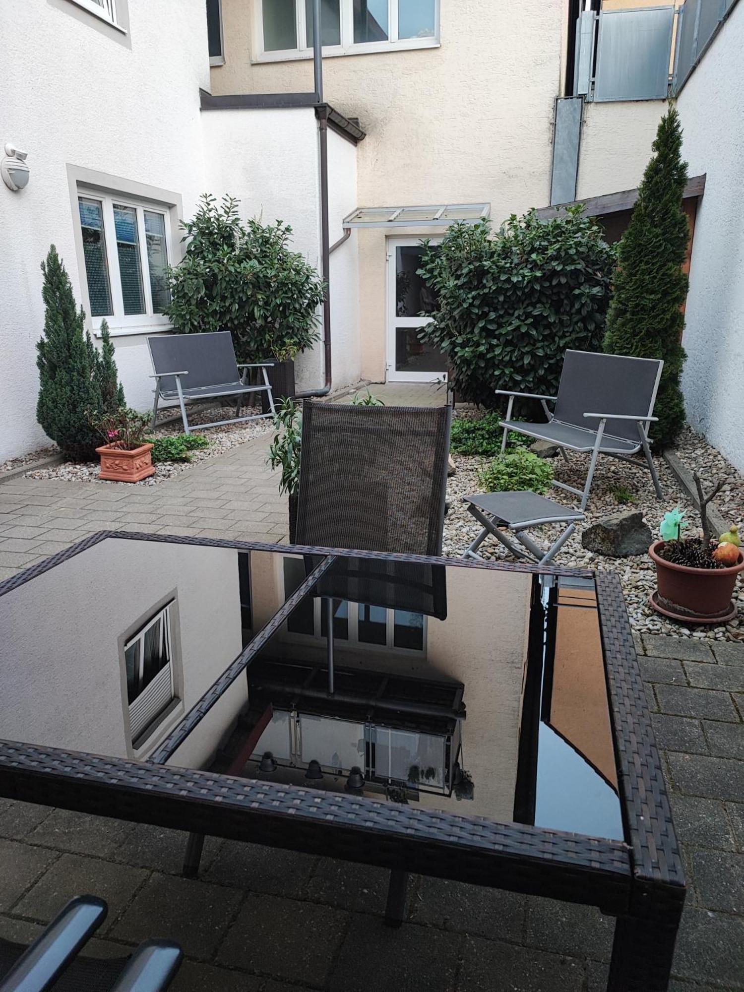 Planer Altstadtwohnung Mit Terrasse & Parkplatz *